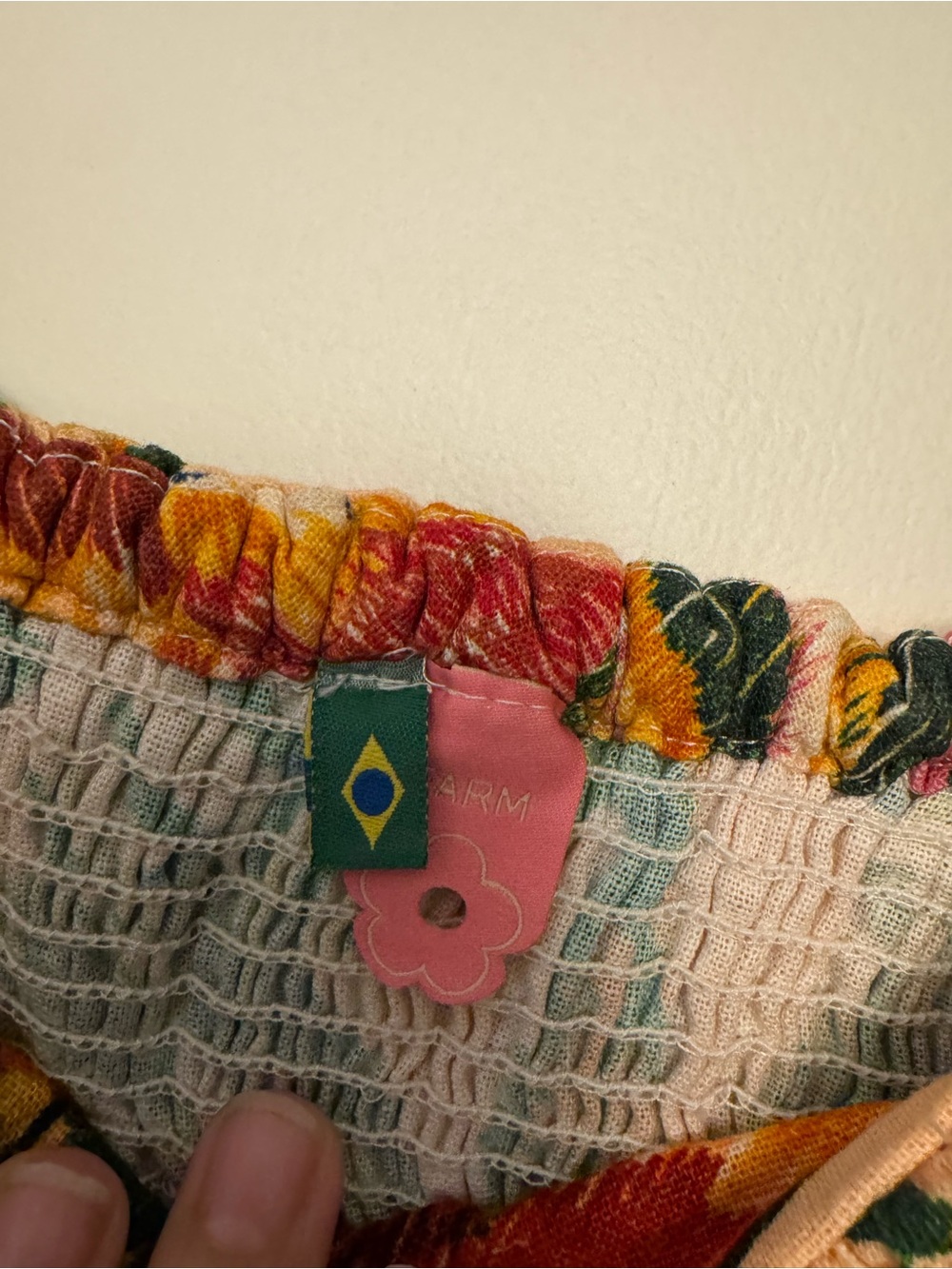 FARM Rio Multicolor Parrot & Palm Ruffle Crop Top - Picture 2 of 3